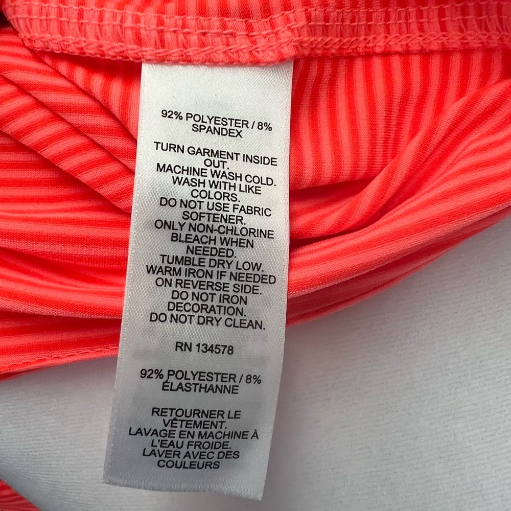 NWT Vineyard Vines performance sleeveless striped golf polo. - Picture 9 of 10